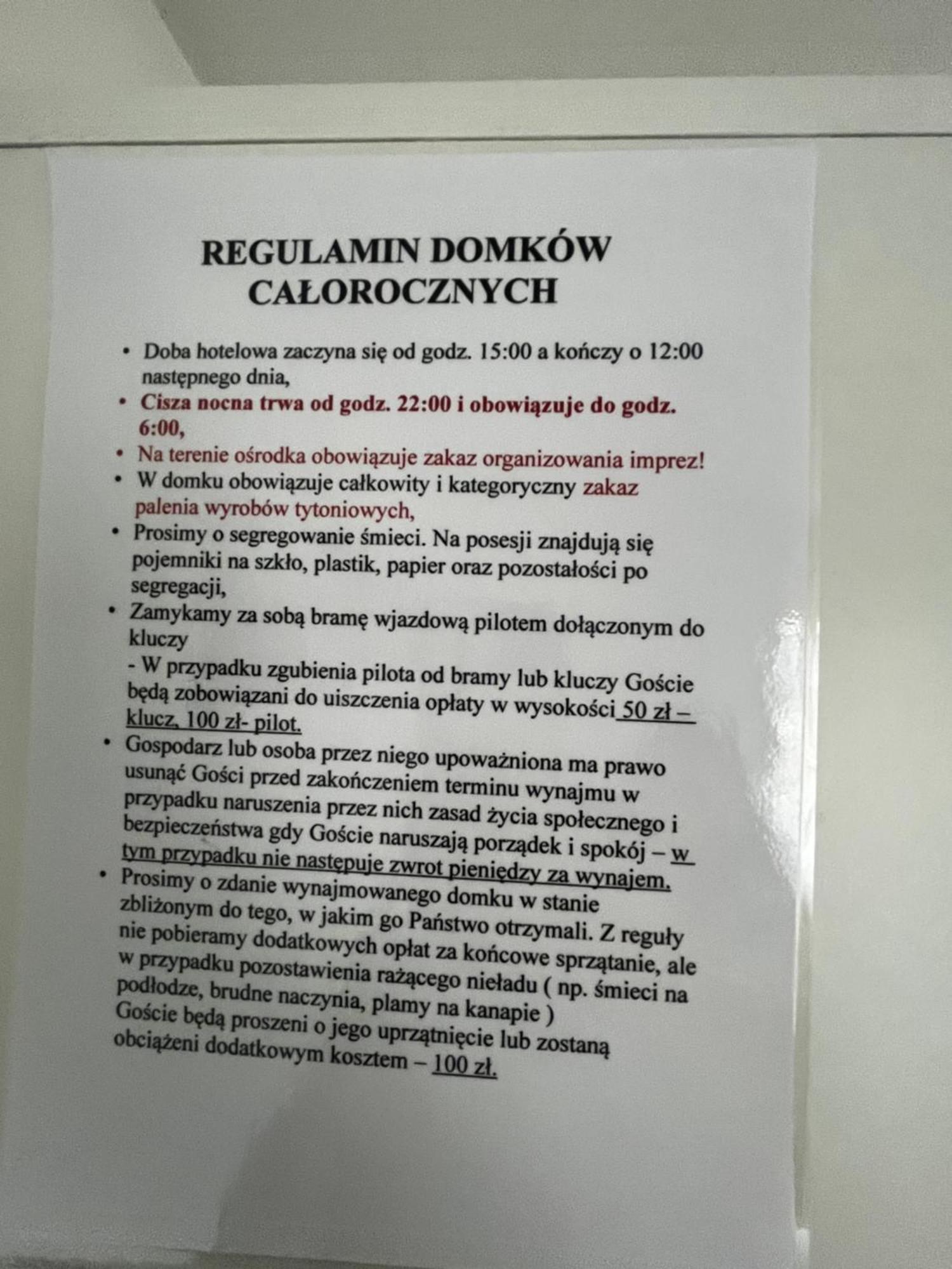 Domki Pod Debami Mojecice Eksteriør billede